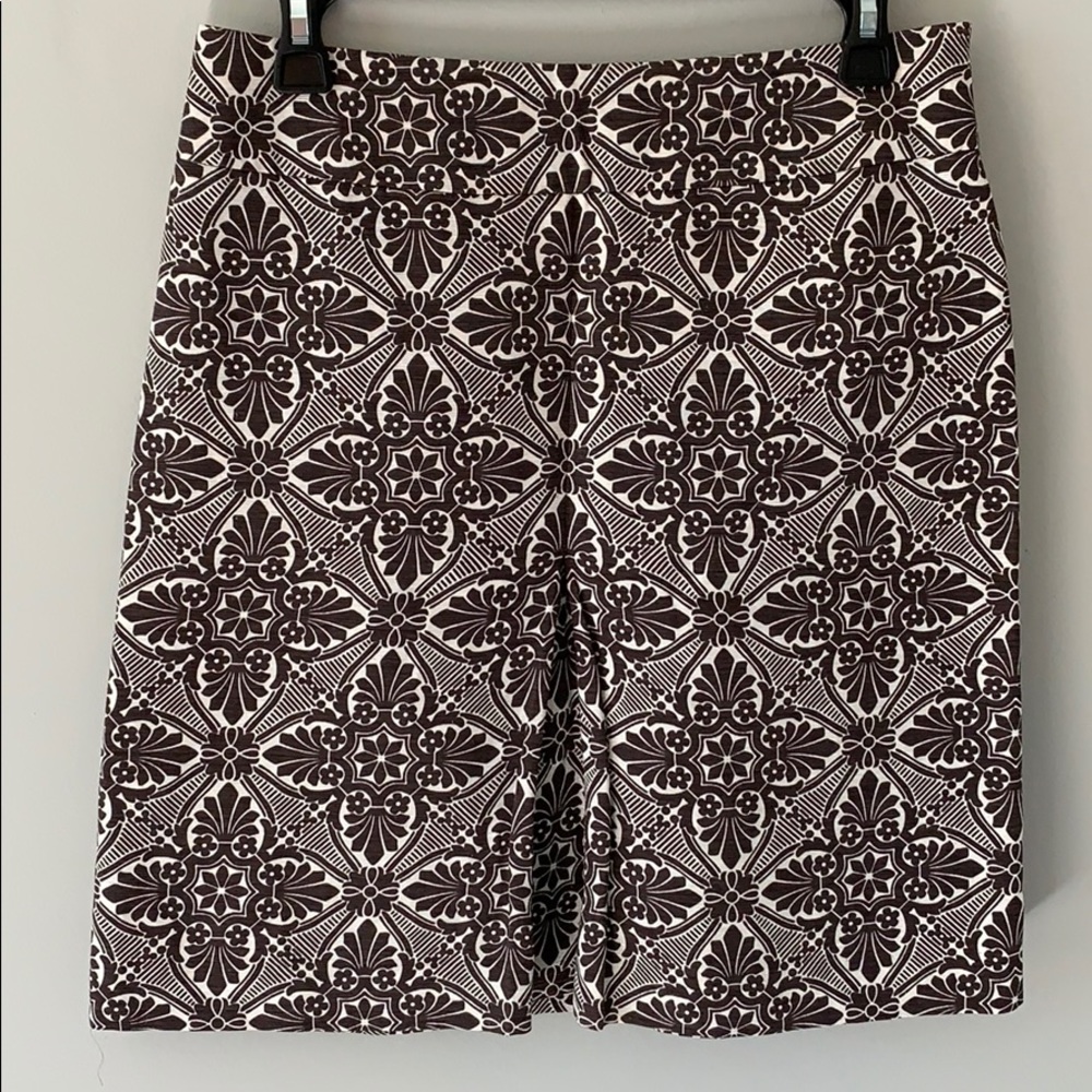 LOFT pencil skirt 🔥💰bundle 3 for $25 item💰🔥
